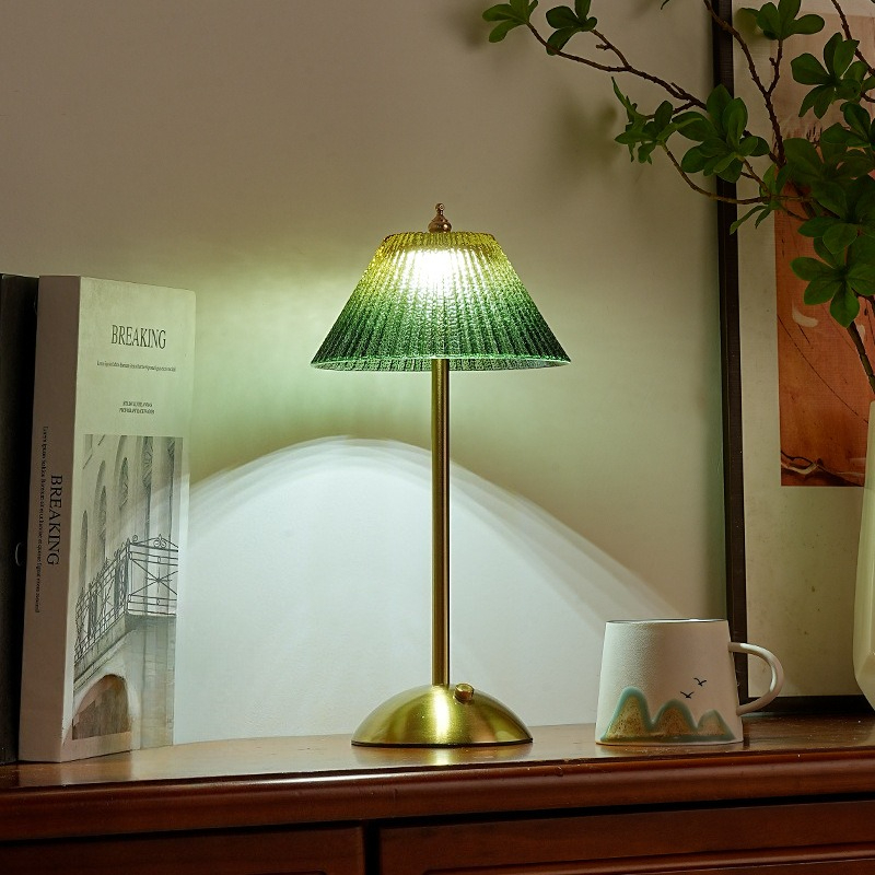 Glass Bed - 2026 Retro Ribbed Vintage Wedding LED