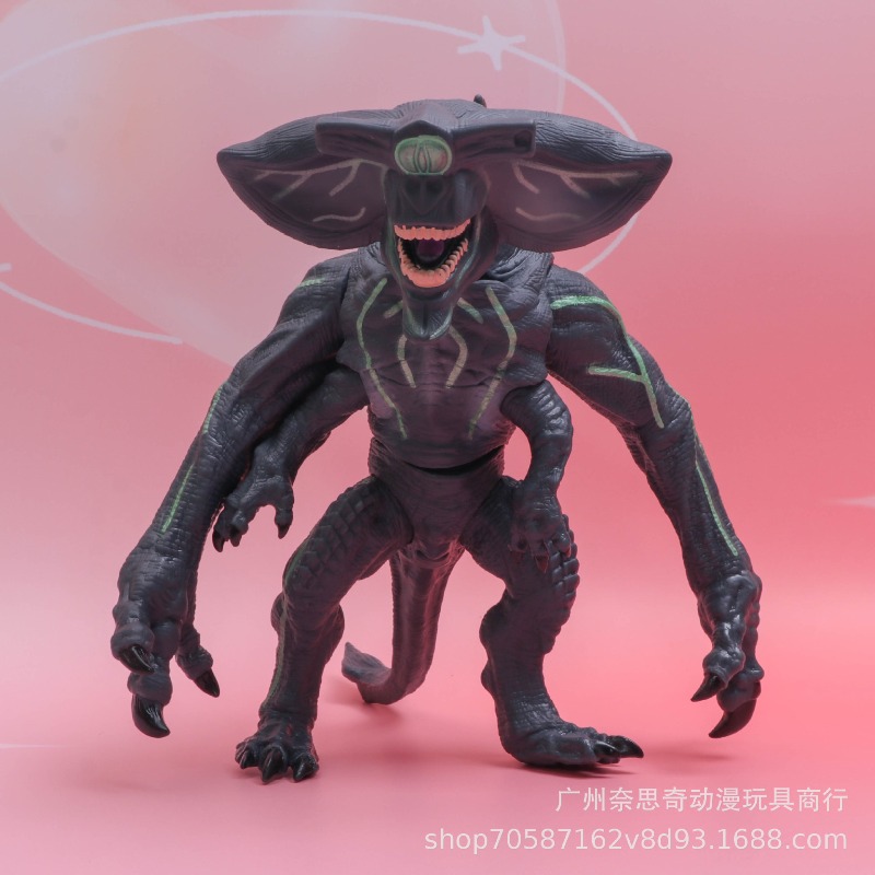 New Pacific Rim Wanderer Figur - Cobra Extruder review and price